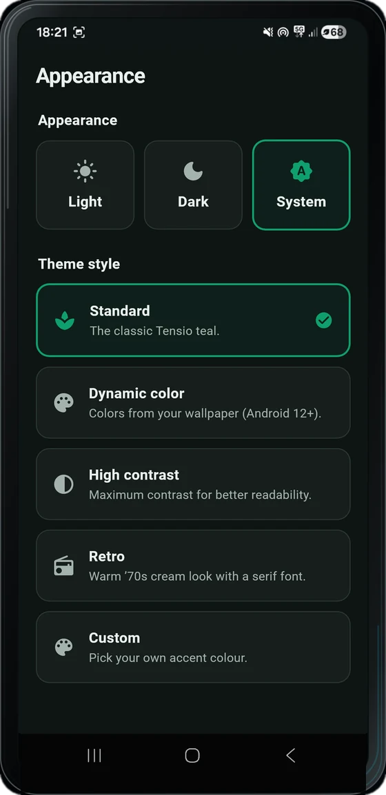 The “Appearance” screen with Light, Dark and System, plus the styles Standard, Dynamic colours, High contrast and Retro.